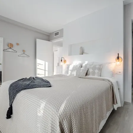 3 Bdrm Stylish W Pool In Puerto Banus Apartment
